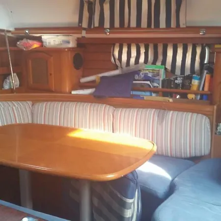 Bateau-hôtel Pasiphae Oceanis